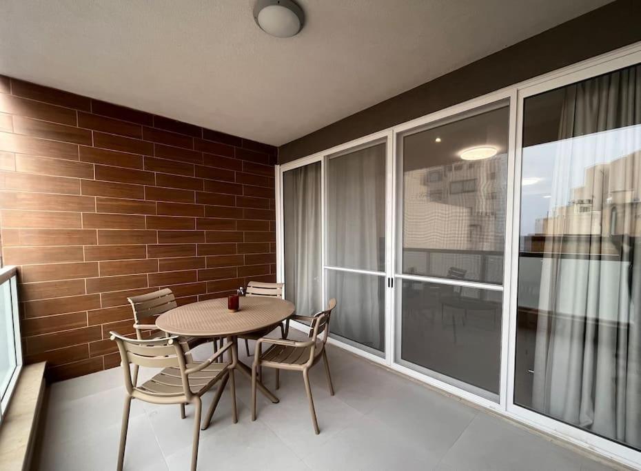 3 Bedroom Seaside Luxury Accommodation - Sleeps 8 St. Paul's Bay Exterior foto